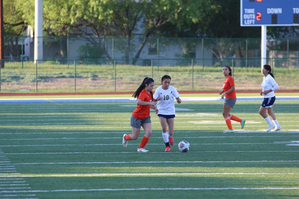 JV v Alx - 263