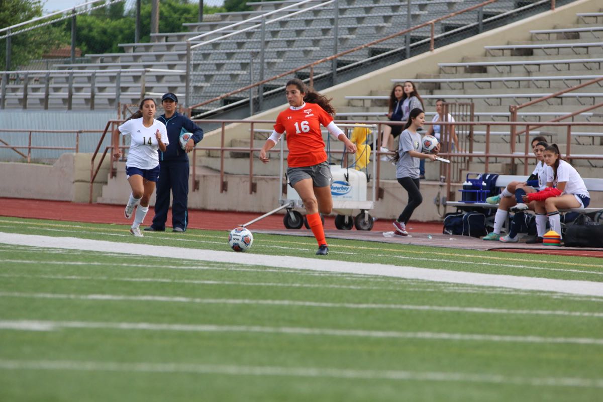 JV v Alx - 054