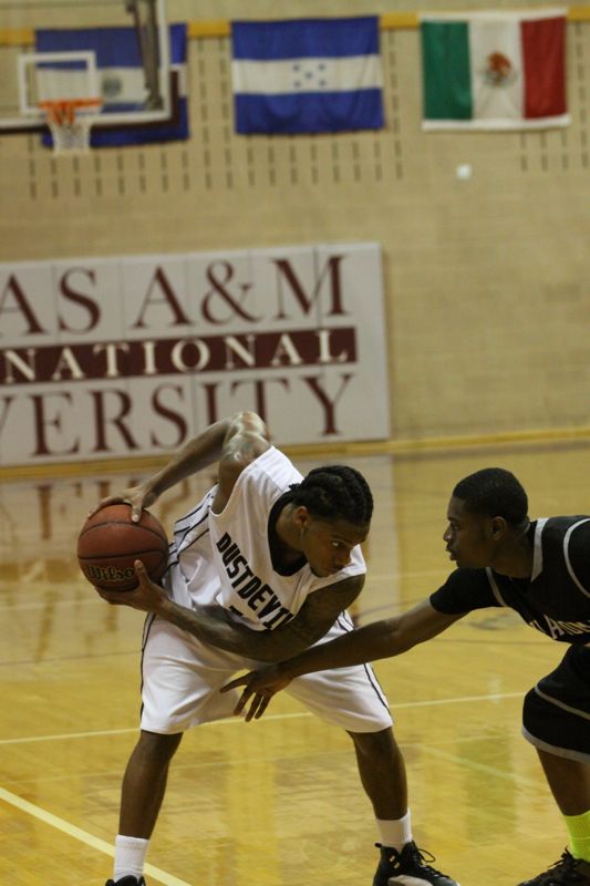TAMIU BB v OC - 333