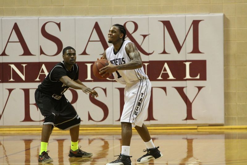 TAMIU BB v OC - 373