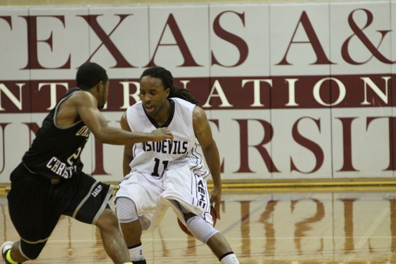 TAMIU BB v OC - 411