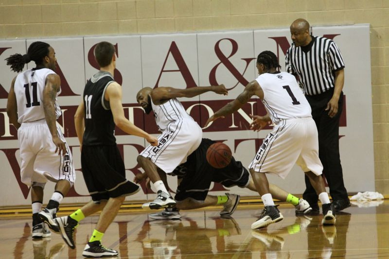 TAMIU BB v OC - 436