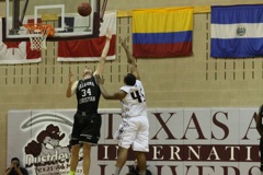 TAMIU BB v OC - 043