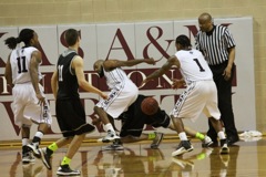 TAMIU BB v OC - 436