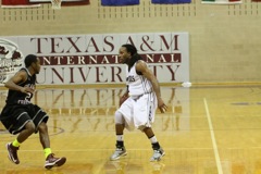TAMIU BB v OC - 447