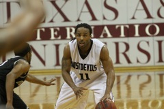 TAMIU BB v OC - 450