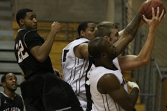 TAMIU BB v OC - 047