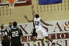 TAMIU BB v OC - 481