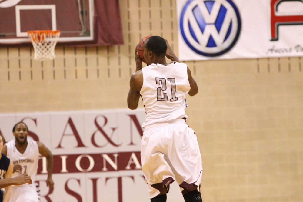 TAMIU BB v StEd - 222