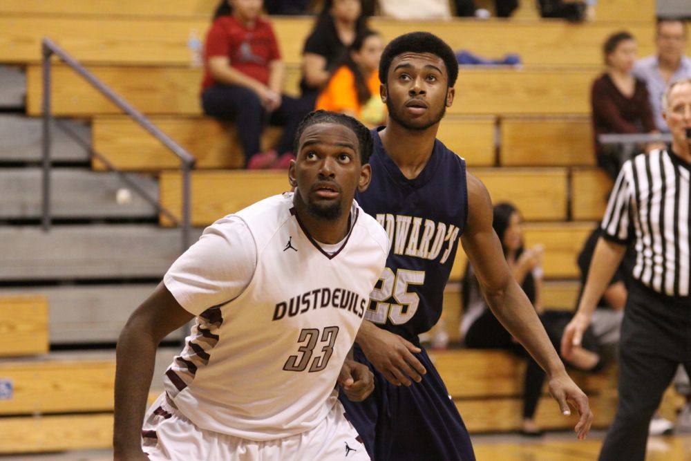 TAMIU BB v StEd - 551