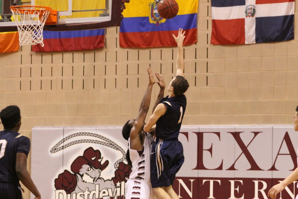 TAMIU BB v StEd - 560