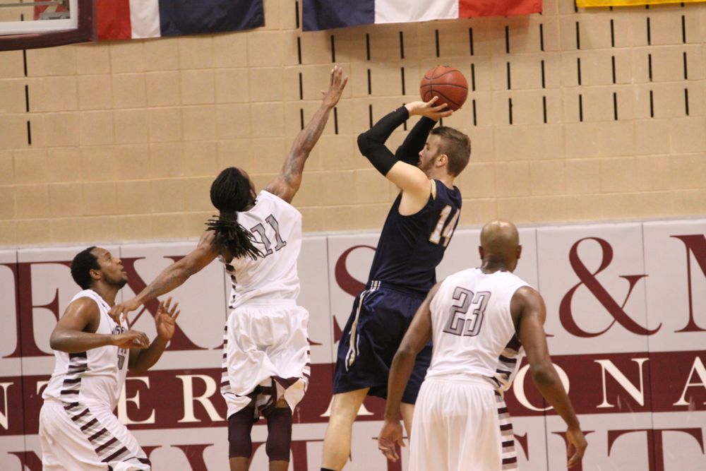 TAMIU BB v StEd - 600