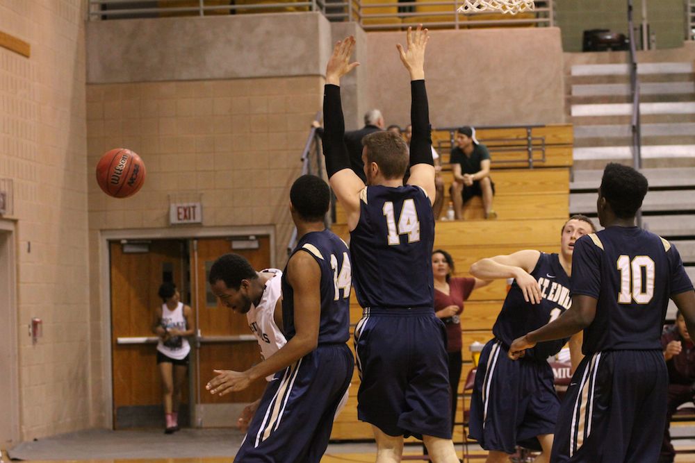 TAMIU BB v StEd - 440