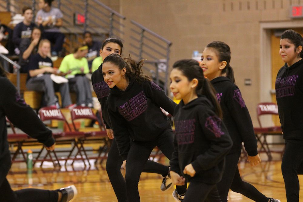 TAMIU BB v StEd - 404