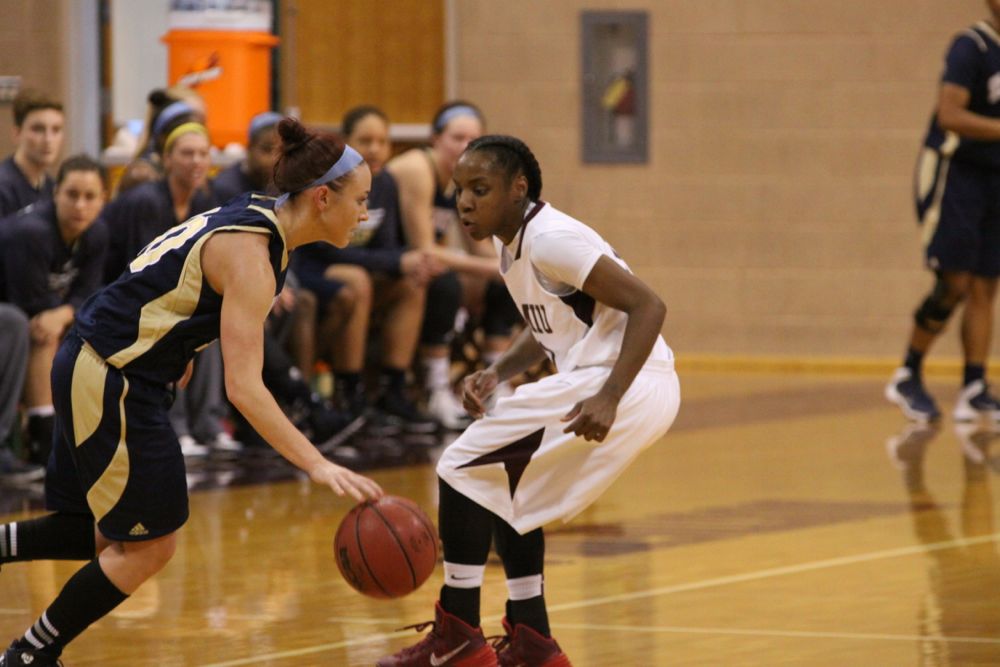 TAMIU BB v StEd - 020