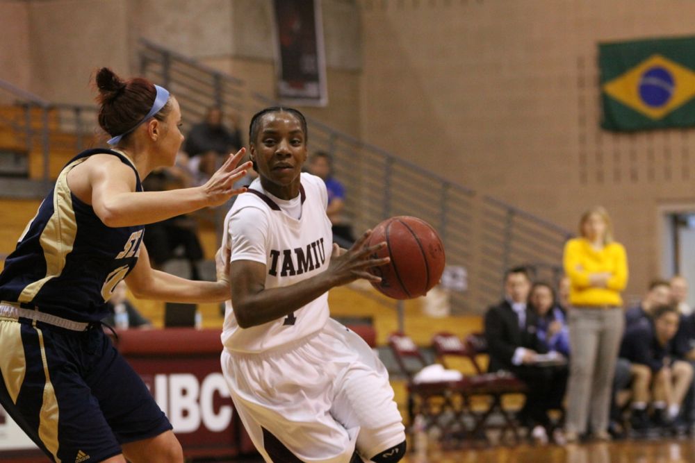 TAMIU BB v StEd - 057