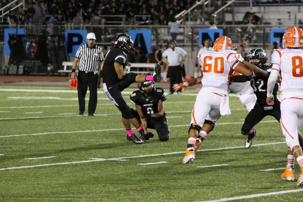 UHS FB v USHS - 043