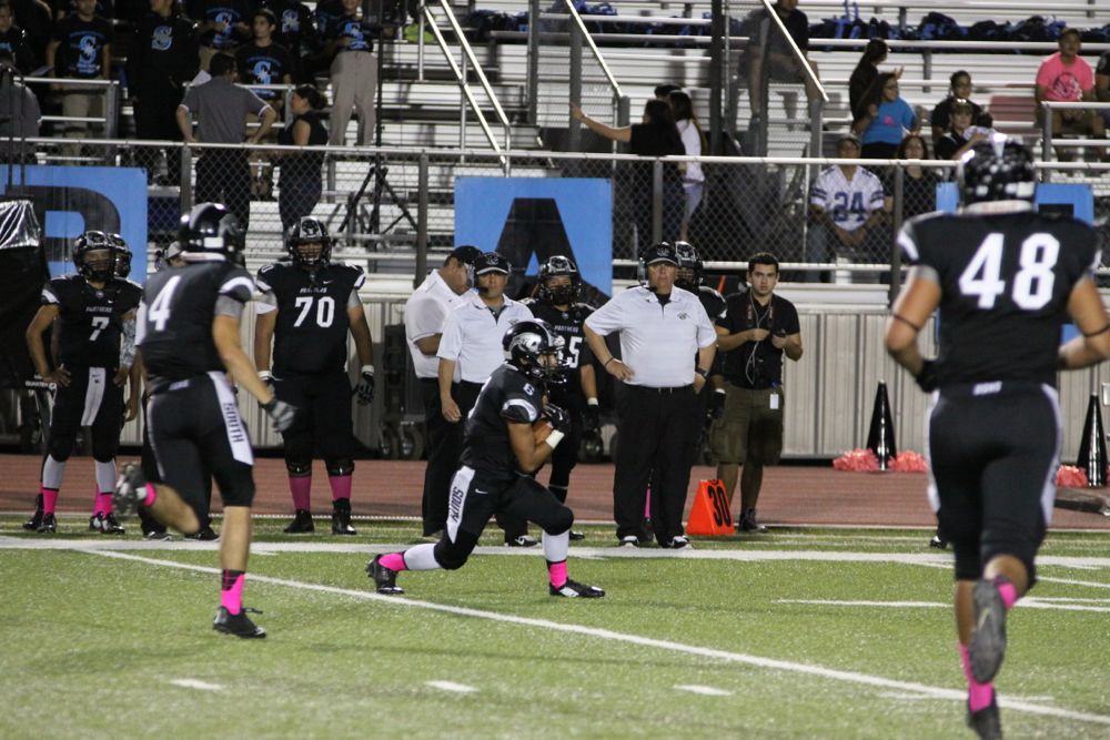 UHS FB v USHS - 076